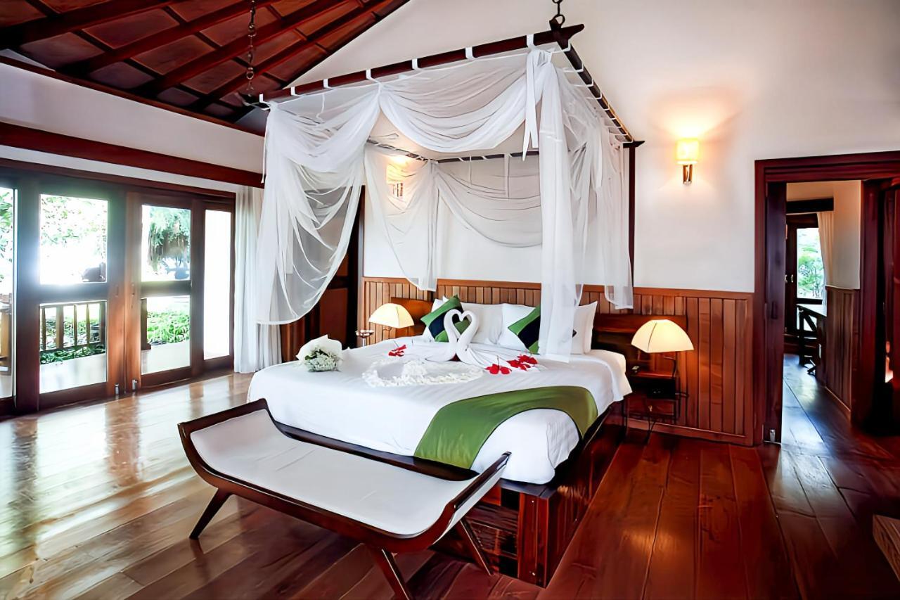 Nataya Round House Coral Bay Resort Kampot Exterior photo
