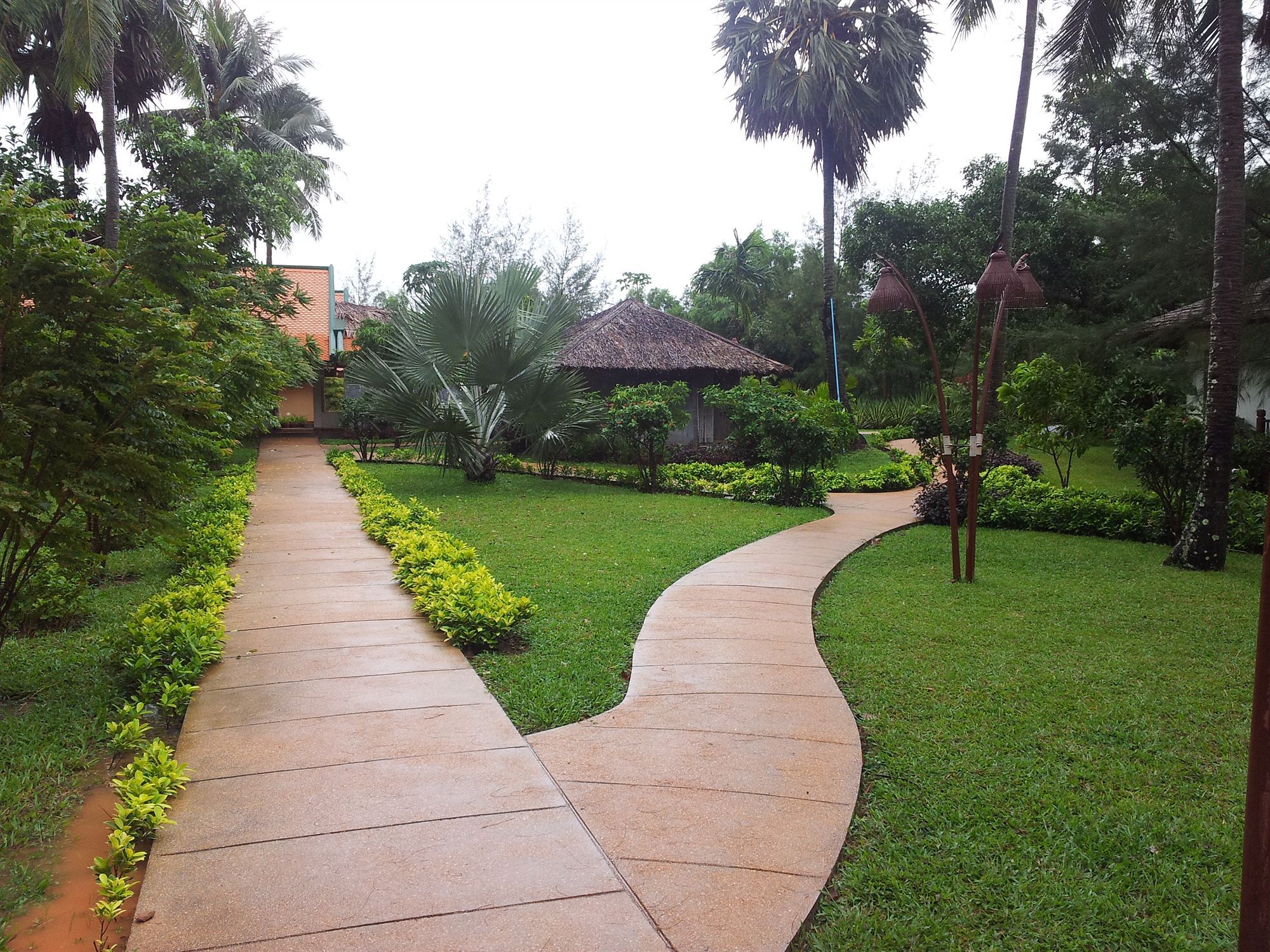 Nataya Round House Coral Bay Resort Kampot Exterior photo
