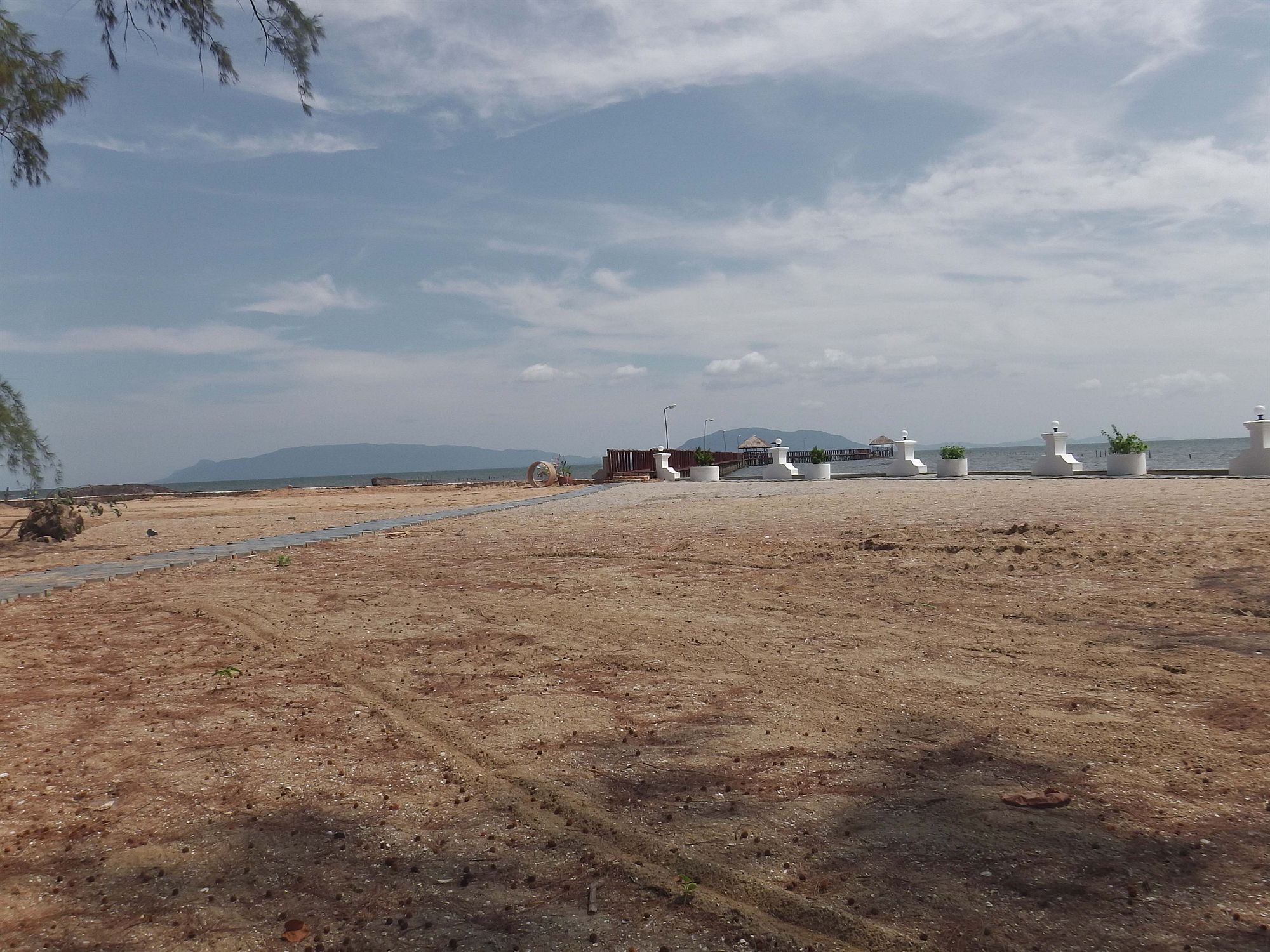 Nataya Round House Coral Bay Resort Kampot Exterior photo